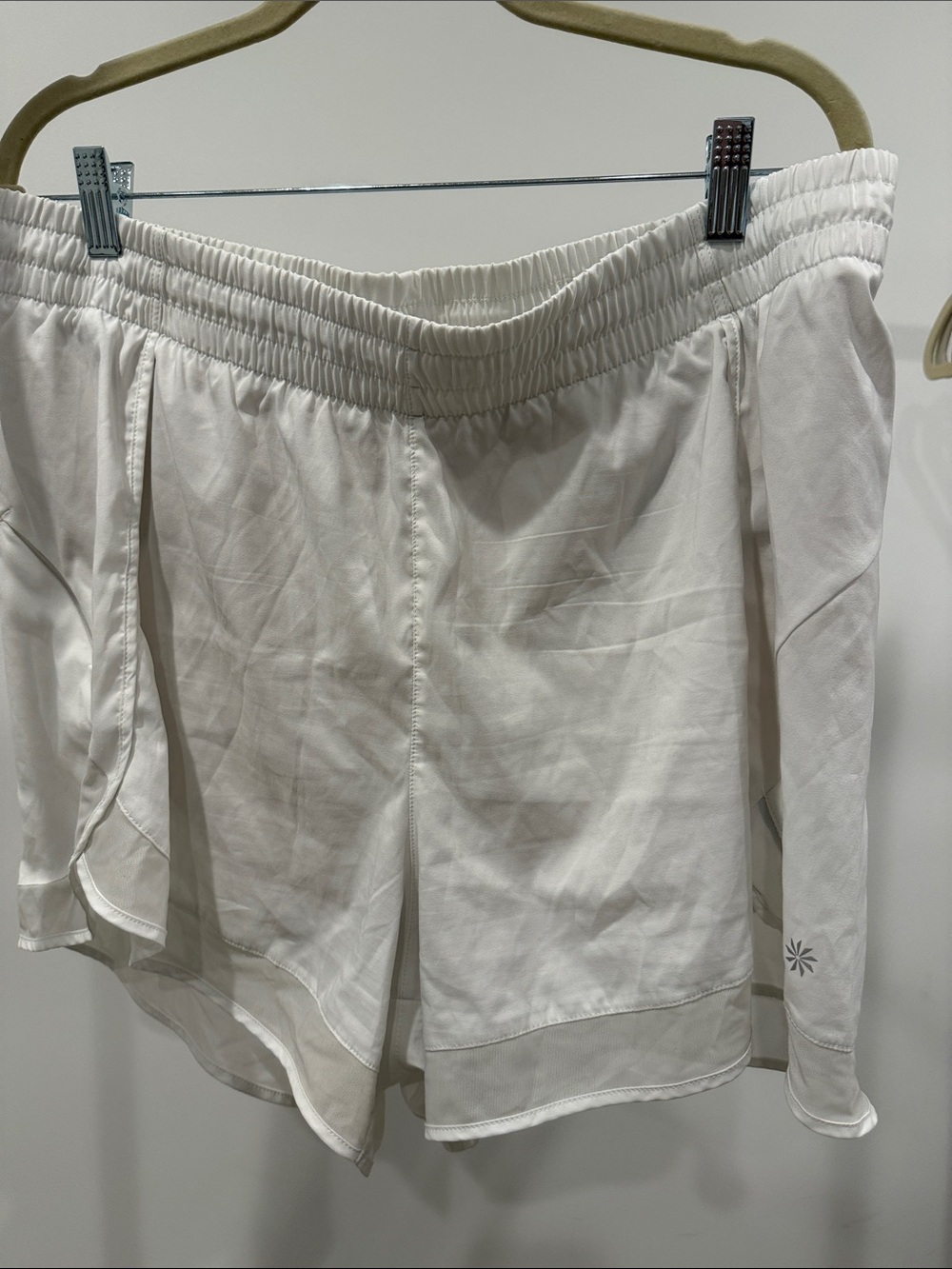 Athleta Mesh Racer Run Short in White